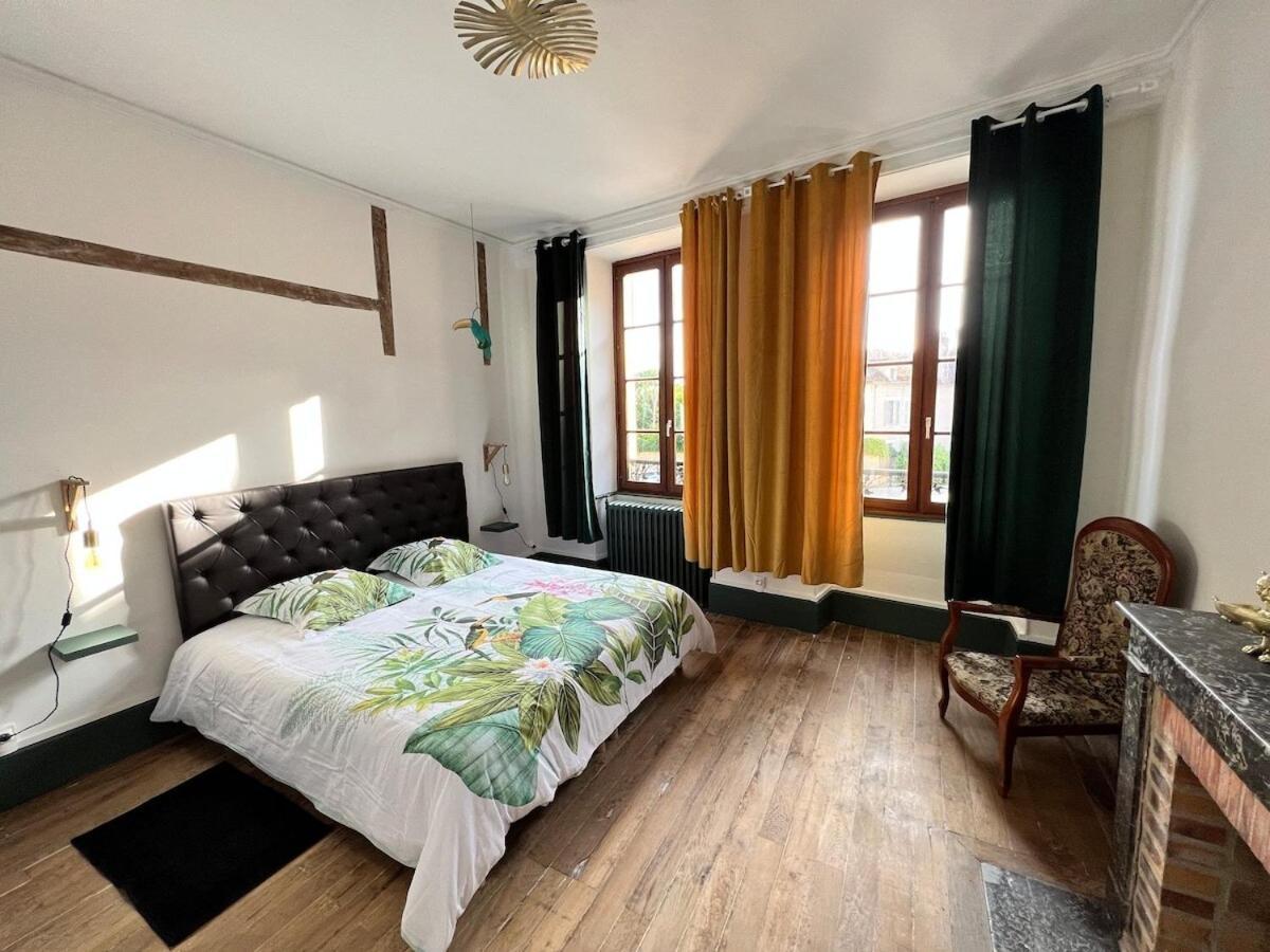"La Grenouille" Centre Historique - Les Terres Du Roy Villa อาวาลง ภายนอก รูปภาพ