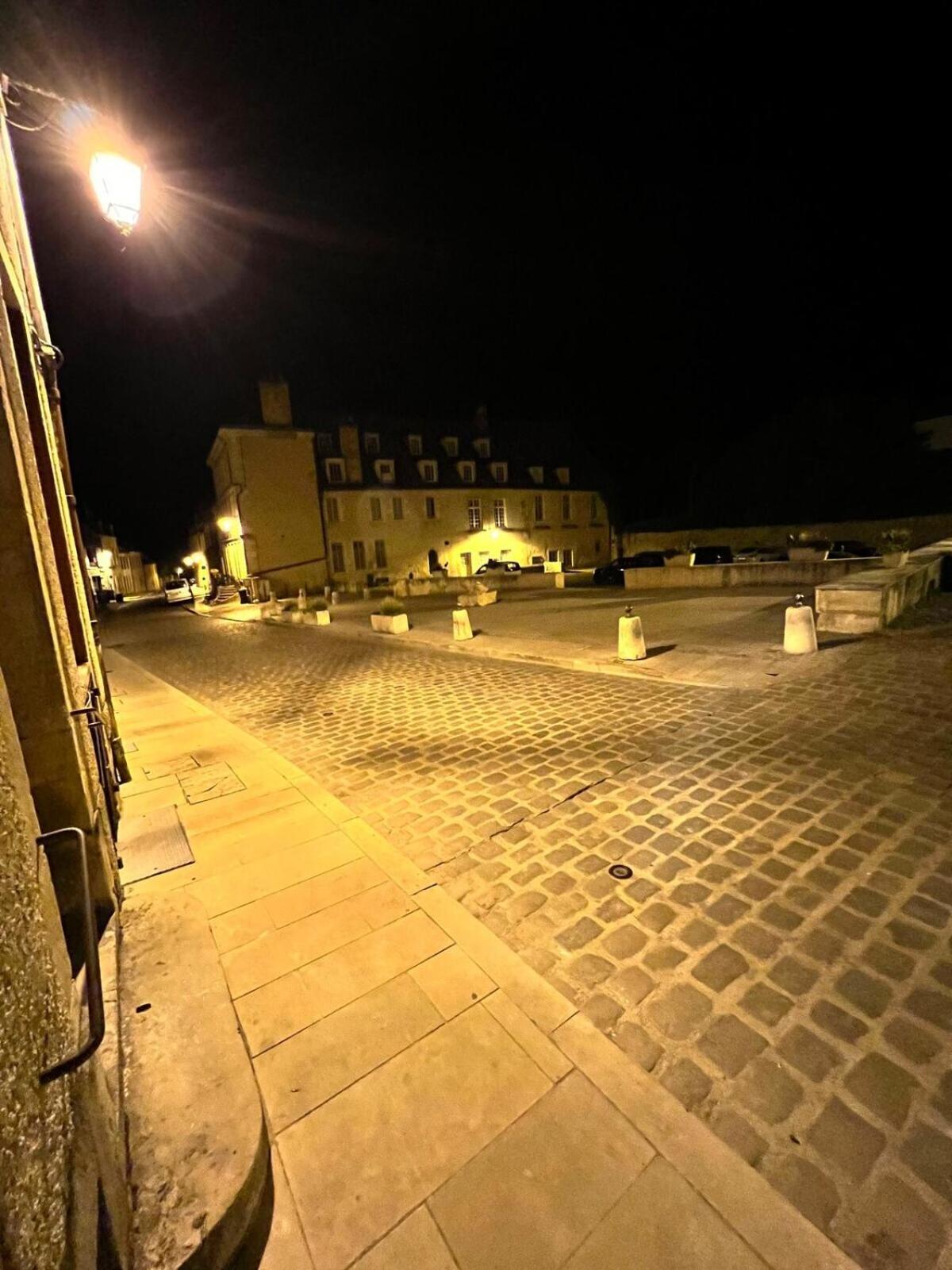 "La Grenouille" Centre Historique - Les Terres Du Roy Villa อาวาลง ภายนอก รูปภาพ